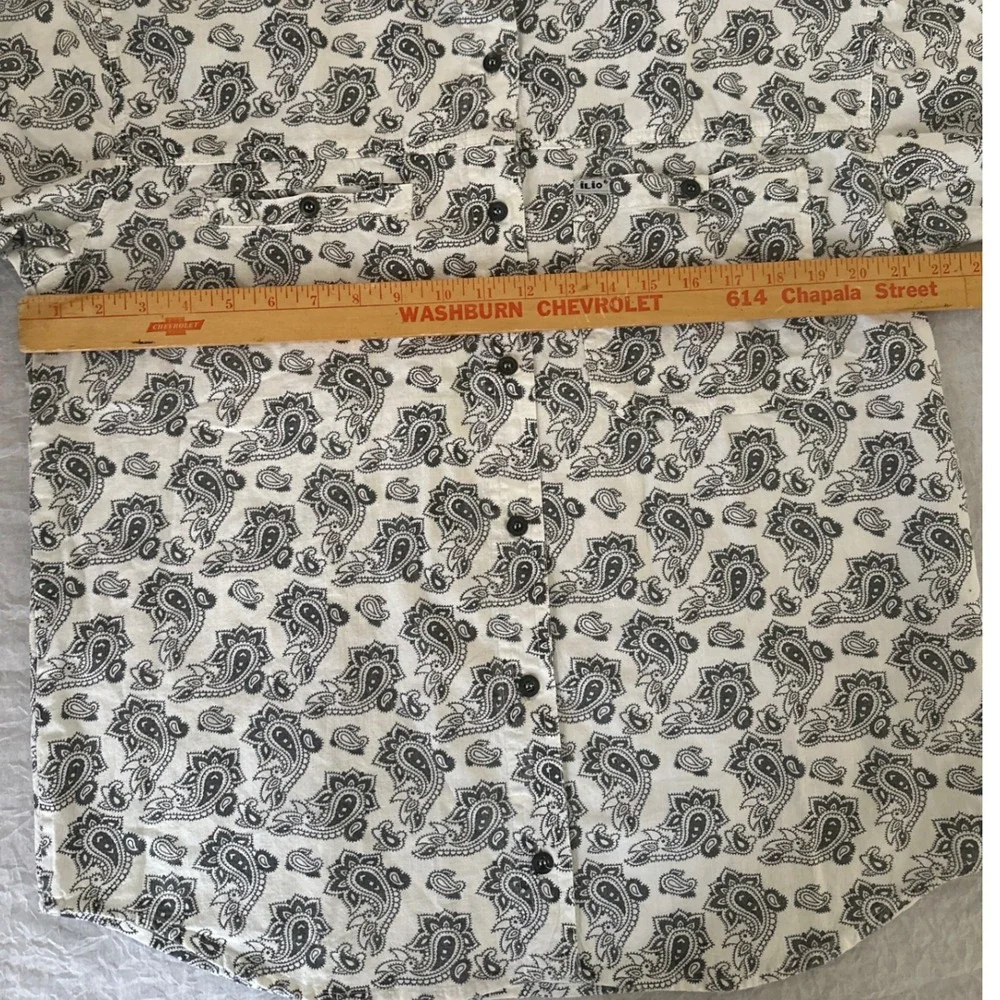 NWT ILIO Paisley Print Shirt Short Sleeve‎ Button Up Casual Top Mens Size Medium